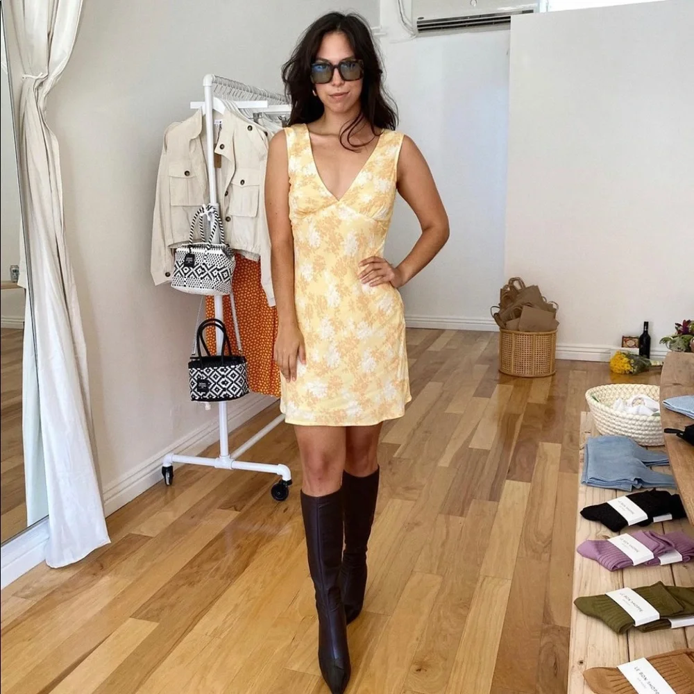Yellow floral dress - Picture 1 of 3